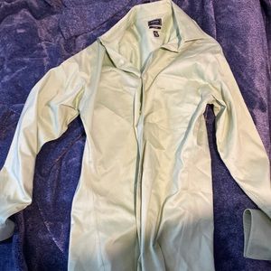 Men’s button up dress shirt